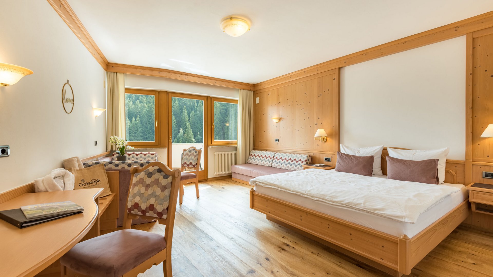 Willkommen in Olang: Hotel Christoph Willkommen in Olang: Hotel Christoph